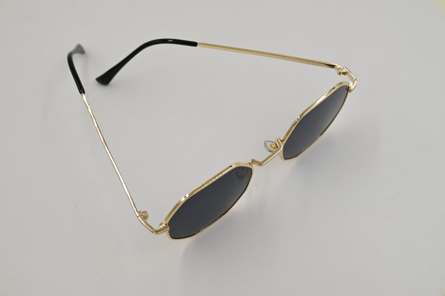Lentes hexagonal en negro