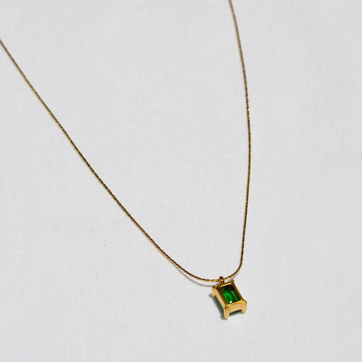Collar Clavel
