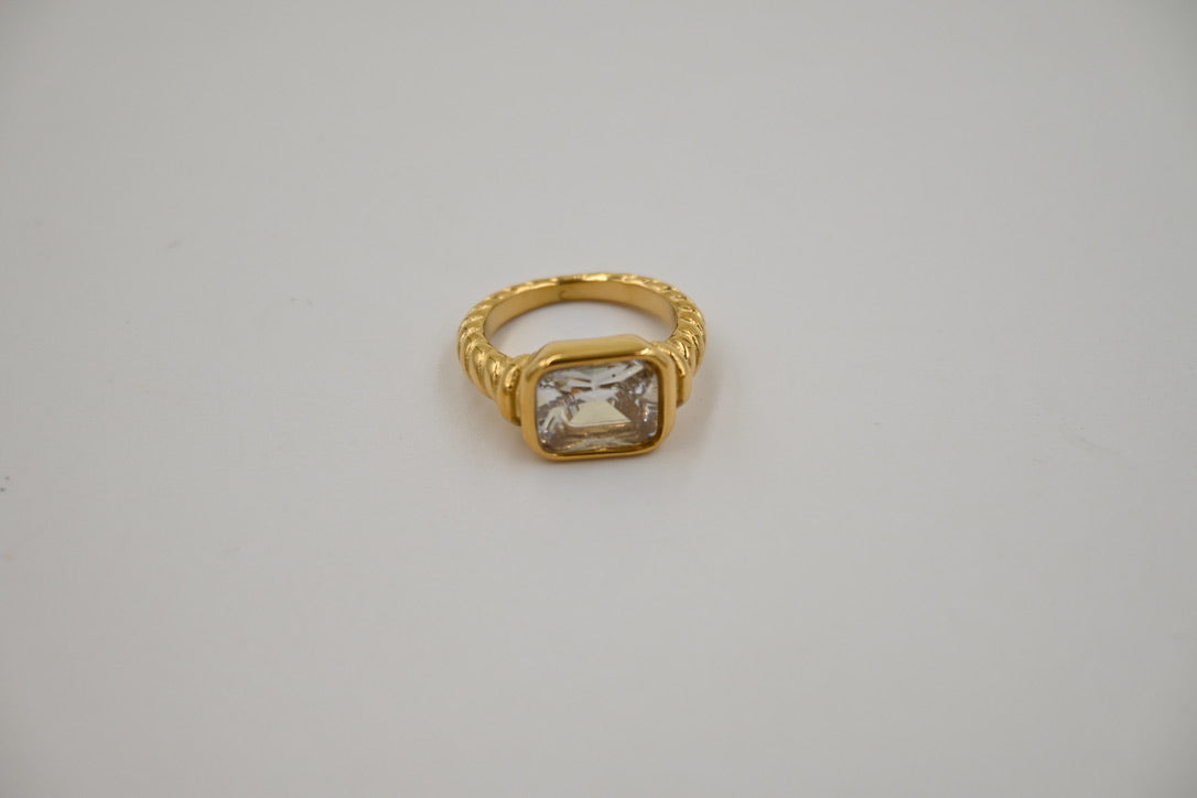 Anillo Lola