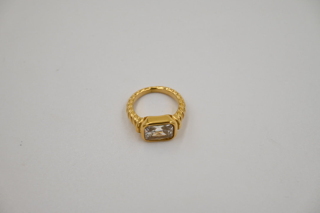 Anillo Lola