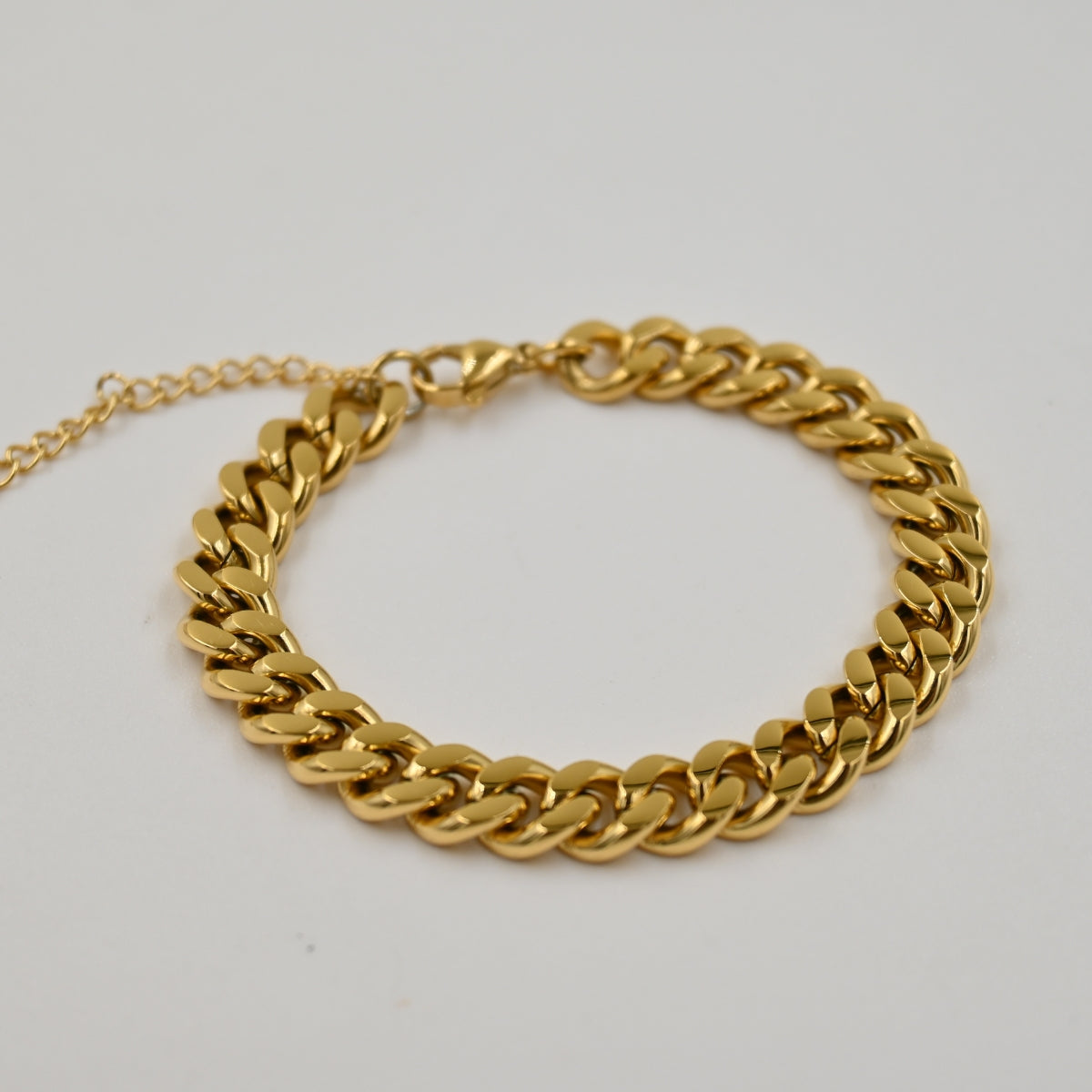 Pulsera Naomi Delgada