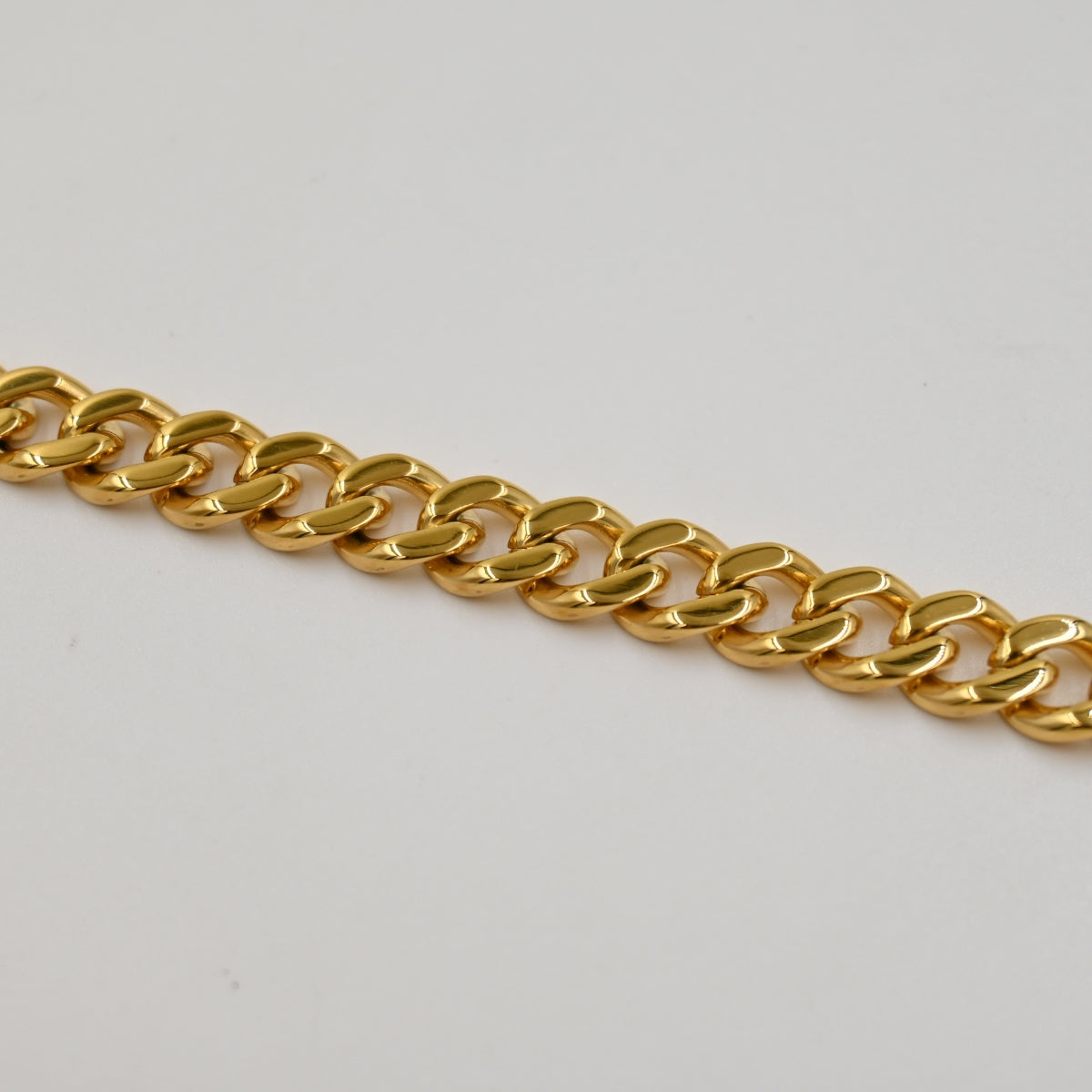 Pulsera Naomi Gruesa