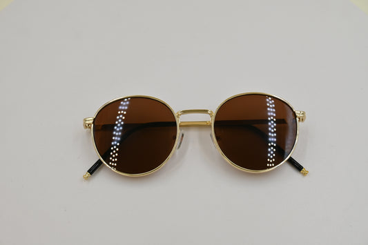 Lentes redondos en café